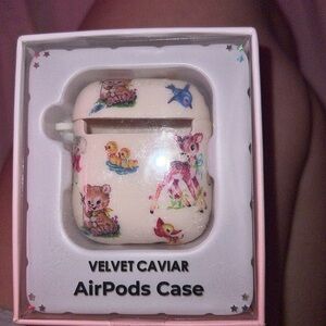 air pods case never used